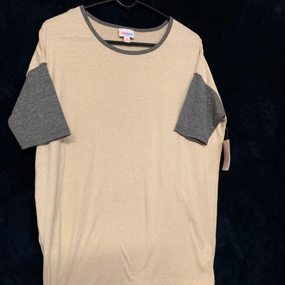 NWT Lularoe Irma X-Small XS Raglan shirt top tunic